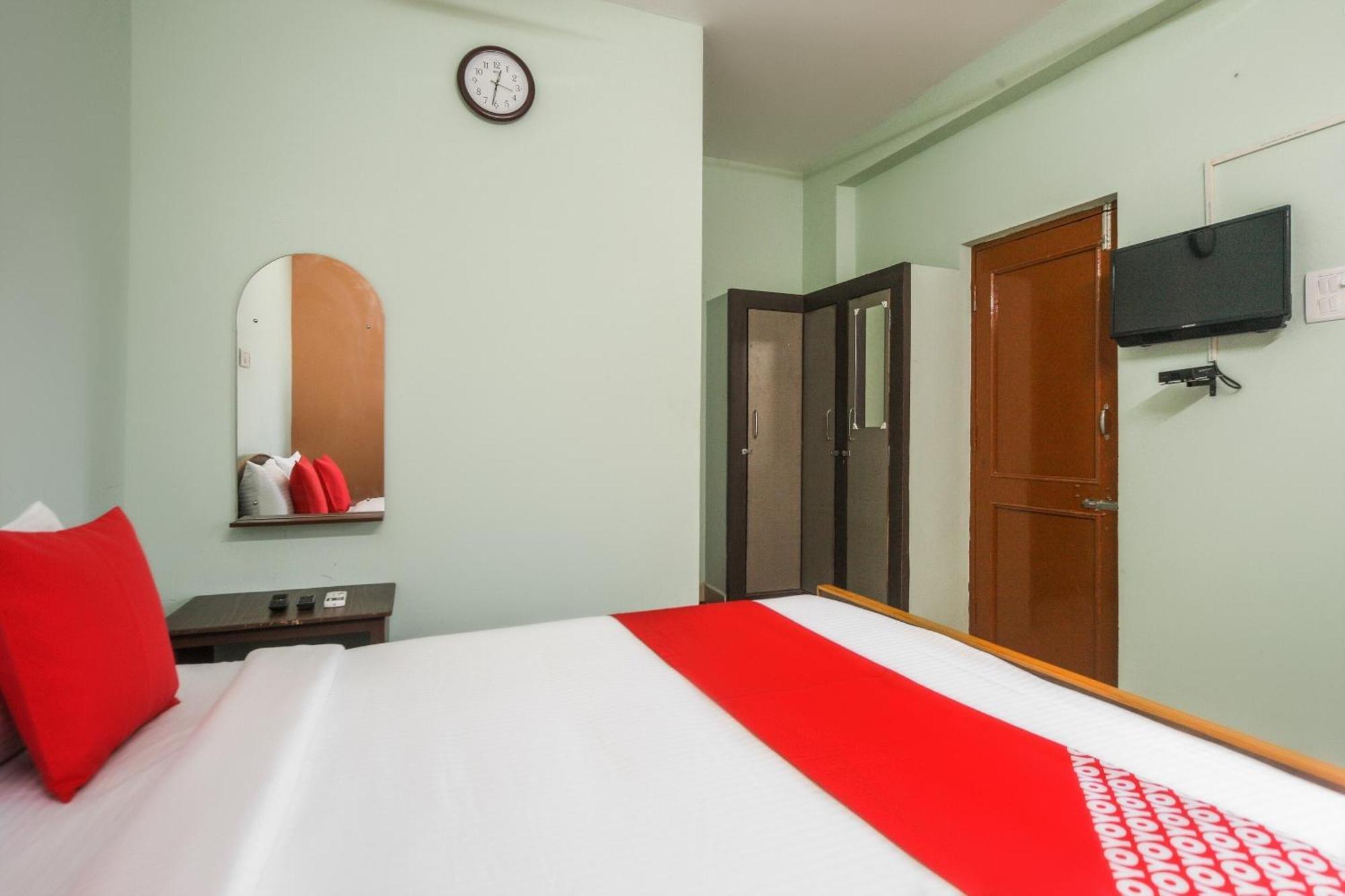Oyo Modern Guest House Ченай Екстериор снимка