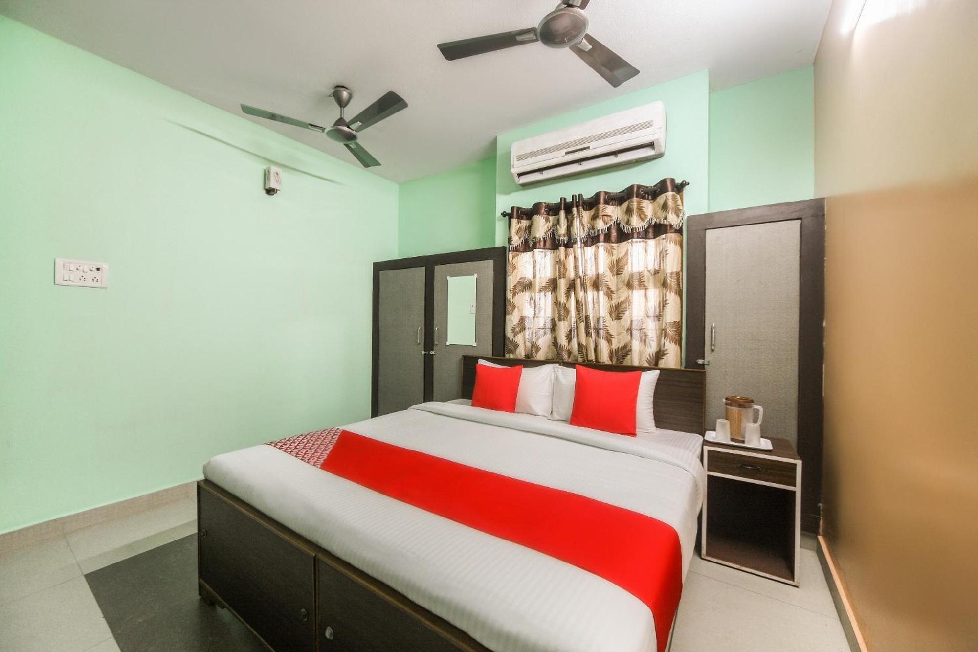 Oyo Modern Guest House Ченай Екстериор снимка