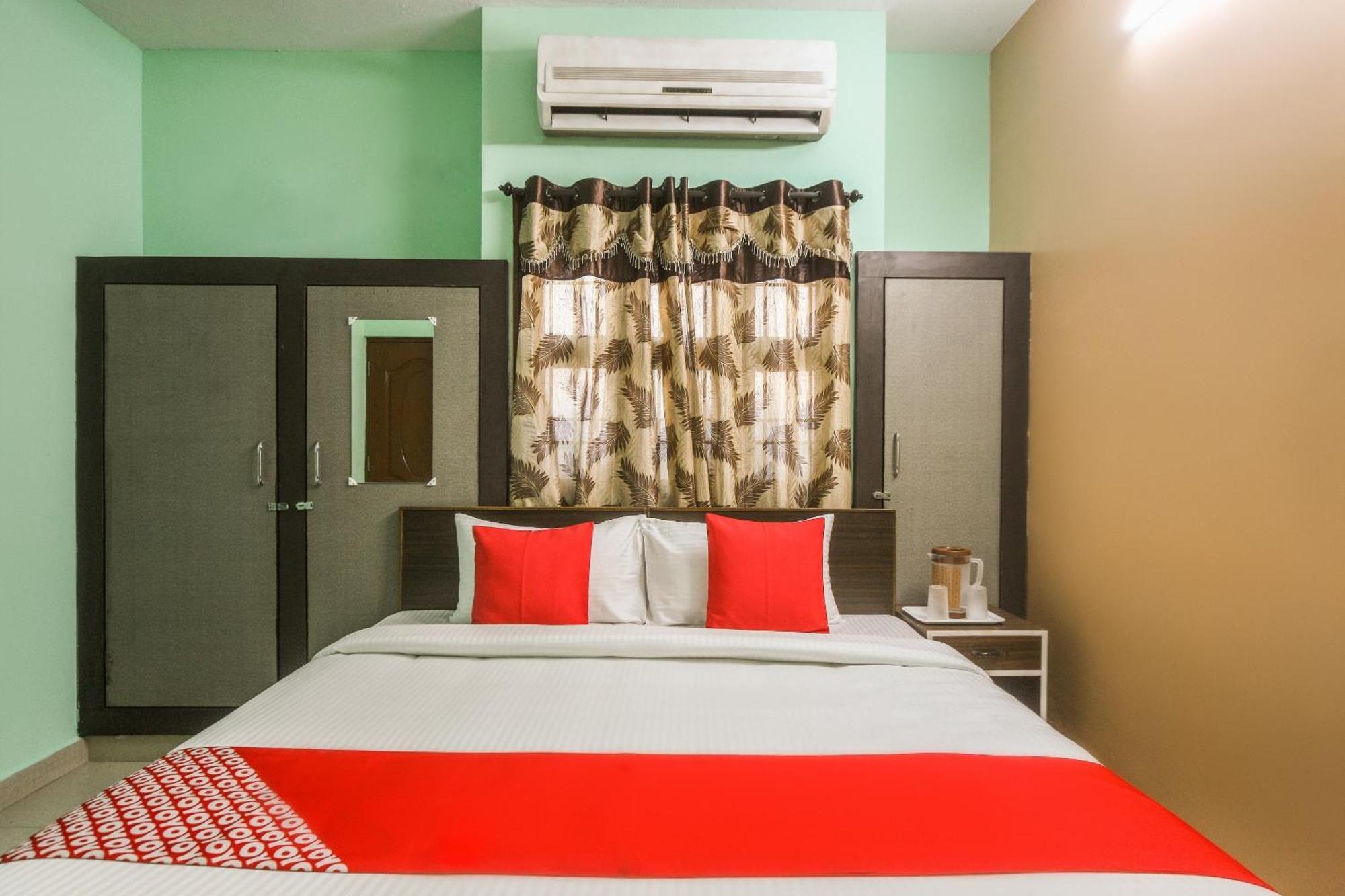 Oyo Modern Guest House Ченай Екстериор снимка